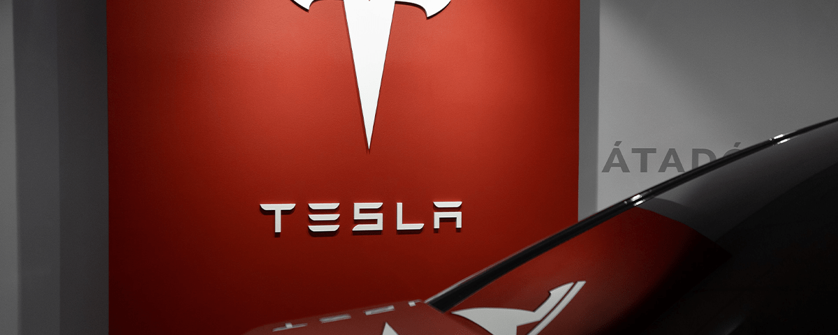 Musk offloads nearly $7 billion Tesla shares