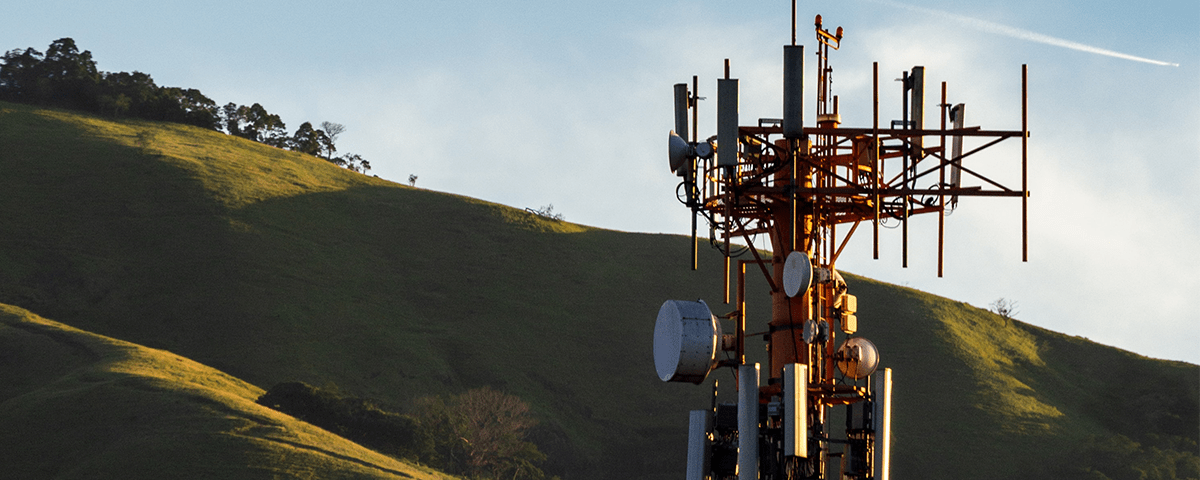 Horizon Power and Telstra set up Australia's first remote comms towerHorizon Power and Telstra set up Australia's first remote comms tower