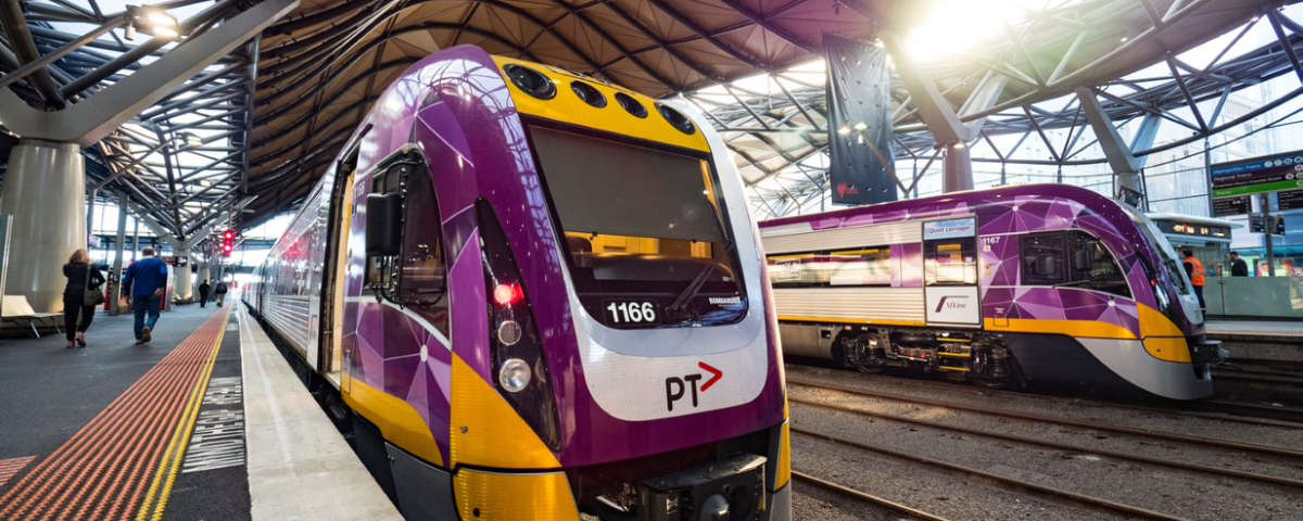 ‘Communications fault’ stops V/Line train operations