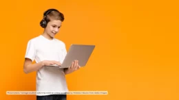 More families to benefit as NBN’s free student broadband continues