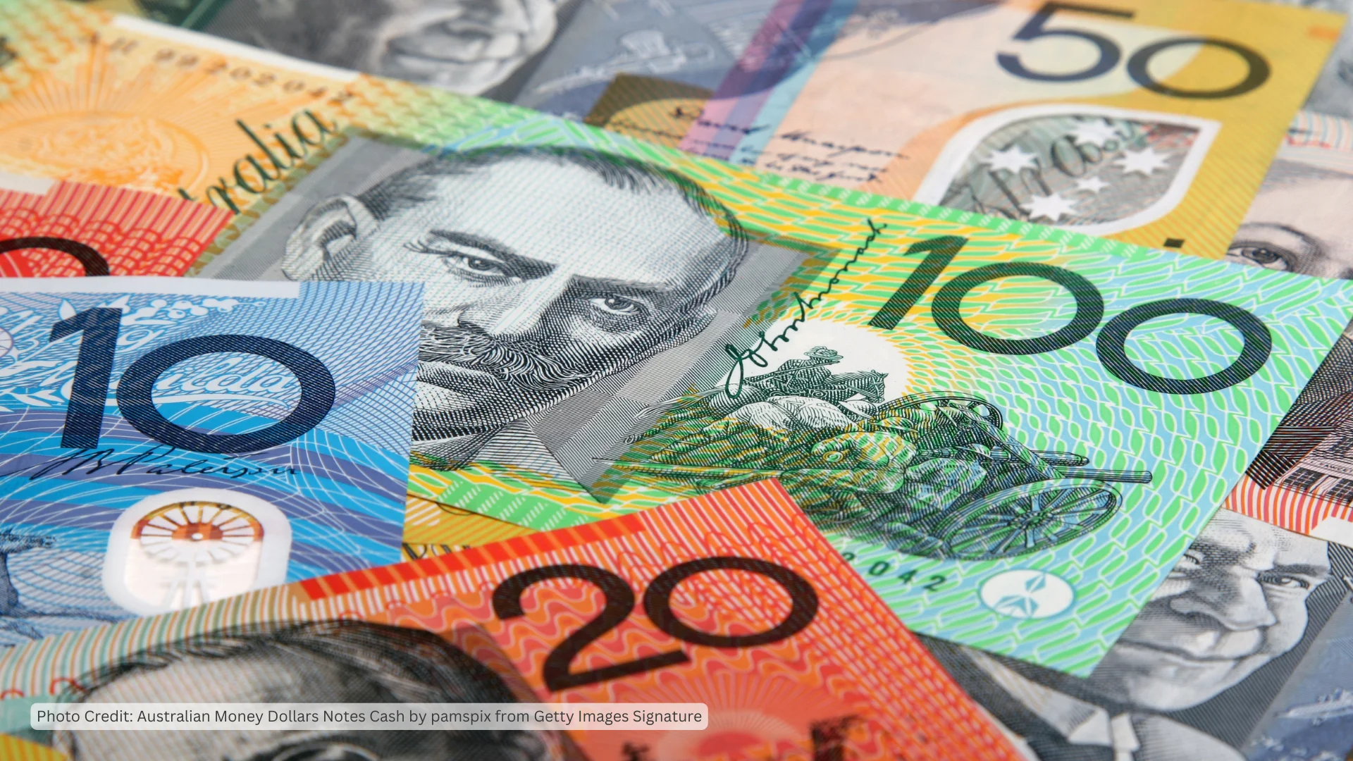 Telcos urged to pass on benefits of reduced spectrum fees